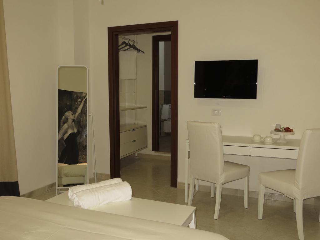 5 Rooms Affittacamere Civitavecchia Room photo